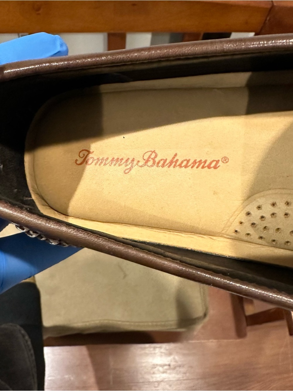 Tommy Bahama Men's Brown Woven Leather Slip-On Loafers - Picture 15 of 15